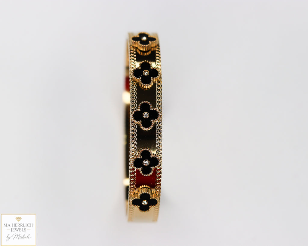 Clover Leaf 18K Gold Plated Finish Stainless Steel Bracelet