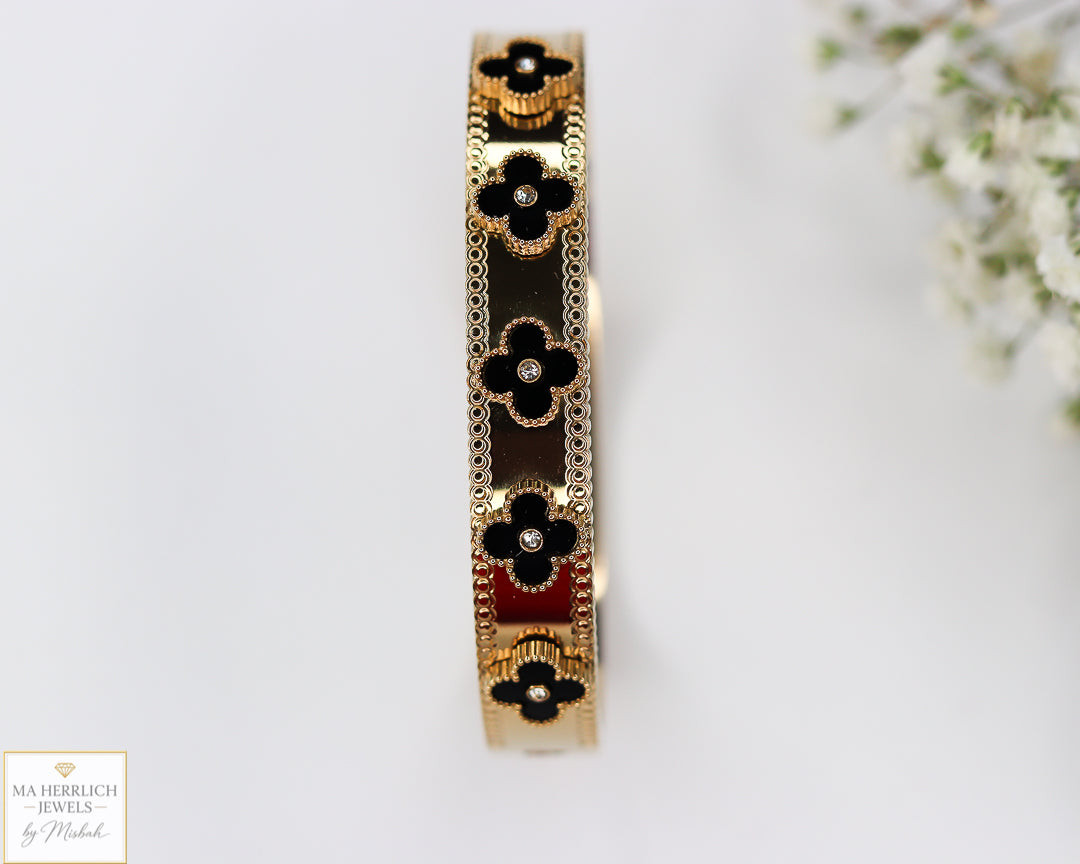 Clover Leaf 18K Gold Plated Finish Stainless Steel Bracelet