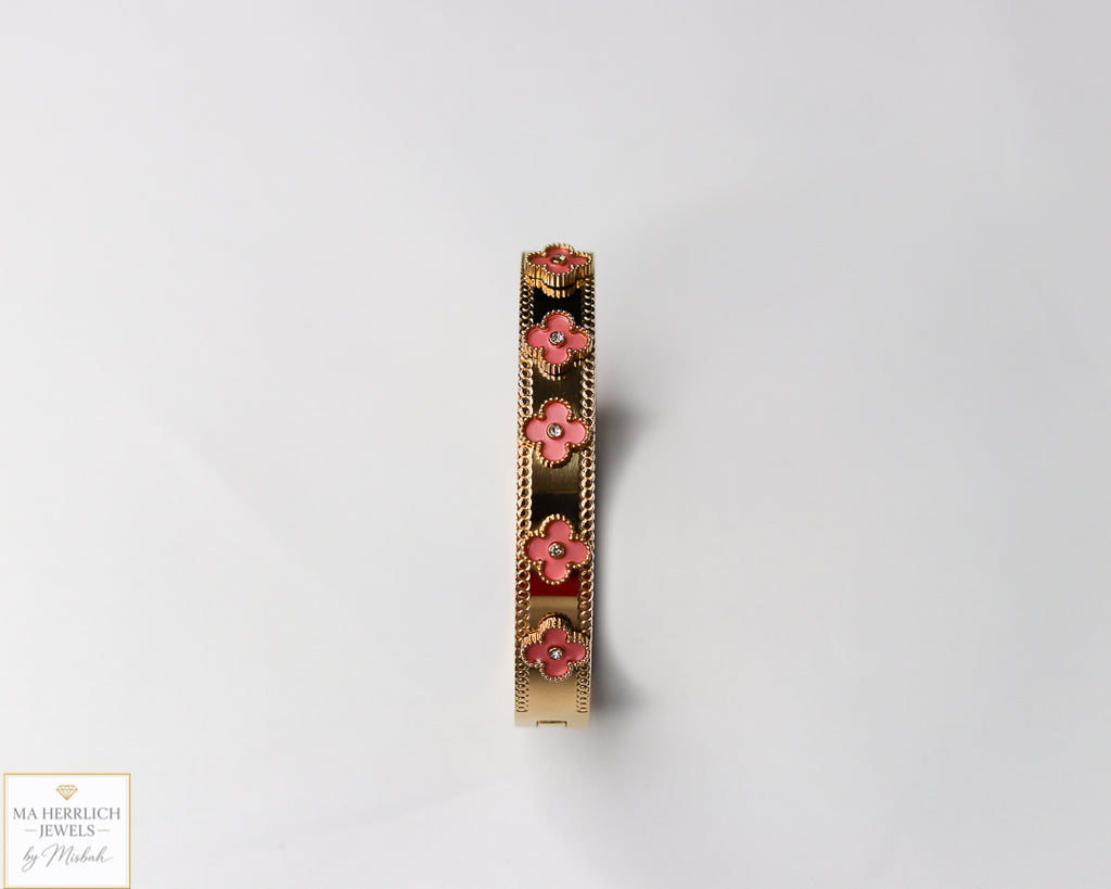 Clover Leaf 18K Gold Plated Finish Stainless Steel Bracelet