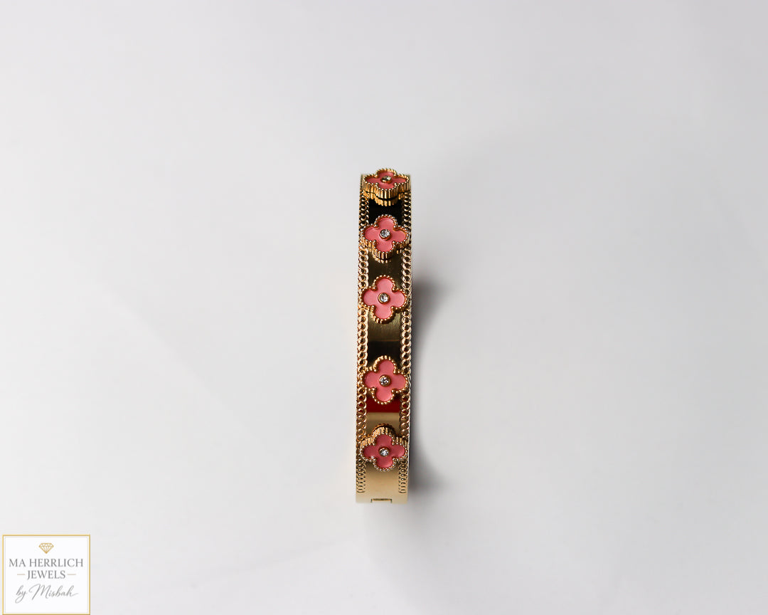 Clover Leaf 18K Gold Plated Finish Stainless Steel Bracelet