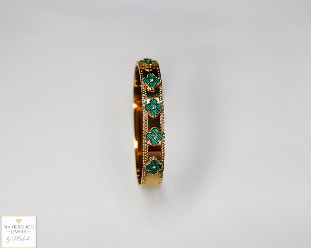 Clover Leaf 18K Gold Plated Finish Stainless Steel Bracelet