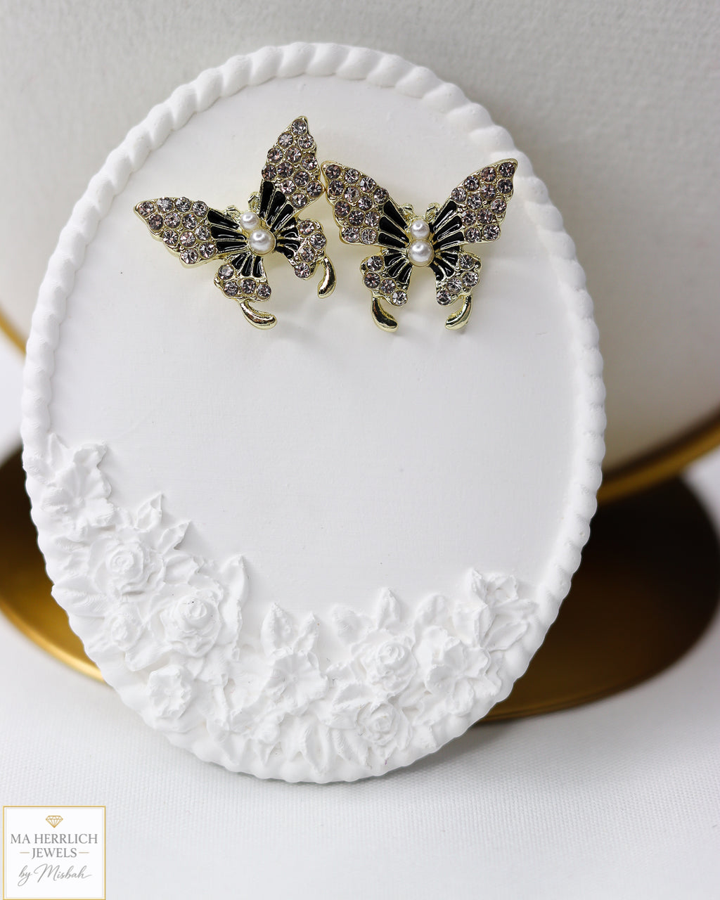 Small Butterfly Stone & Pearls Earrings