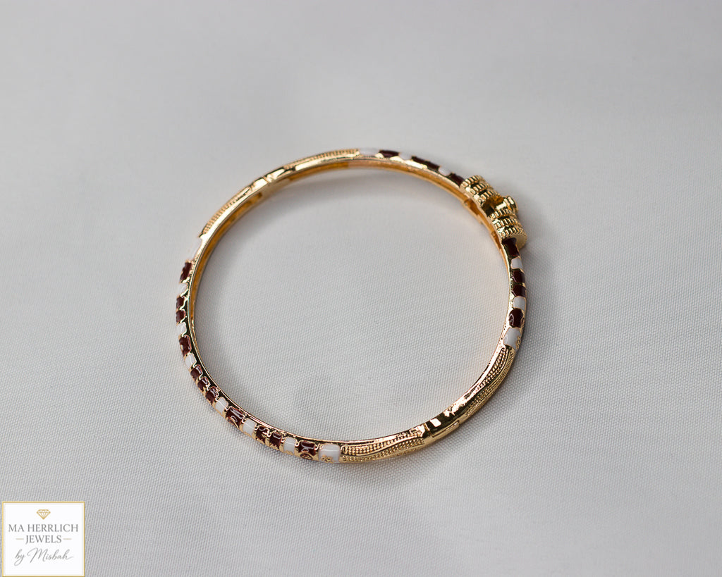 Elegant red and gold clasp bracelet
