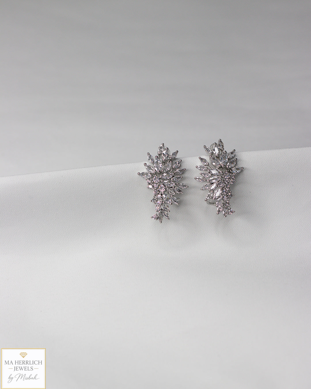 Elegant Angel Wing Zirconia Dangle Earrings