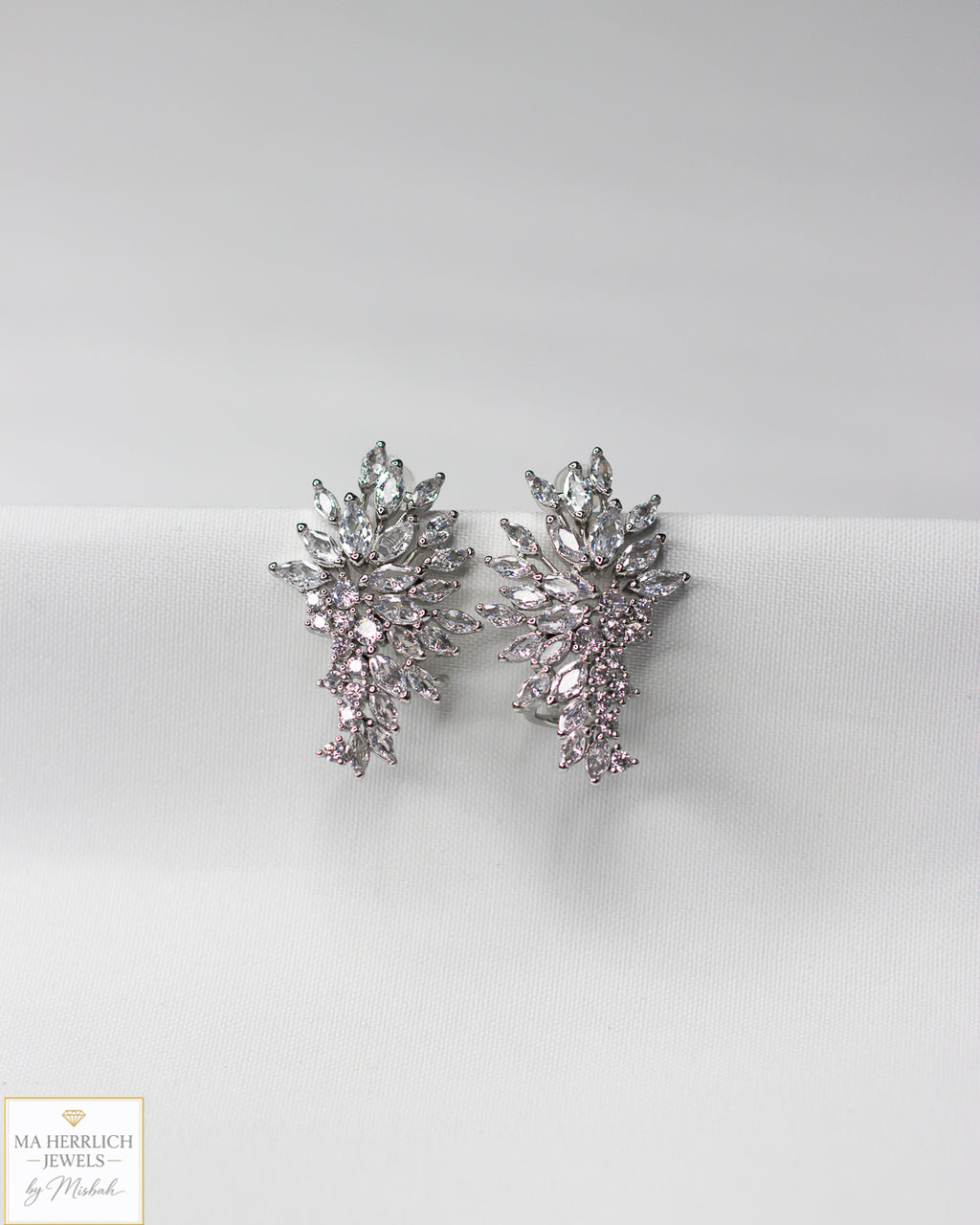 Elegant Angel Wing Zirconia Dangle Earrings