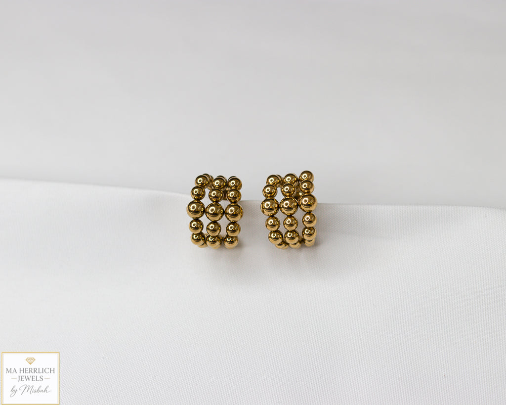 Simple Elegant Gold Hoop Earrings