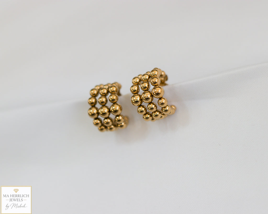 Simple Elegant Gold Hoop Earrings