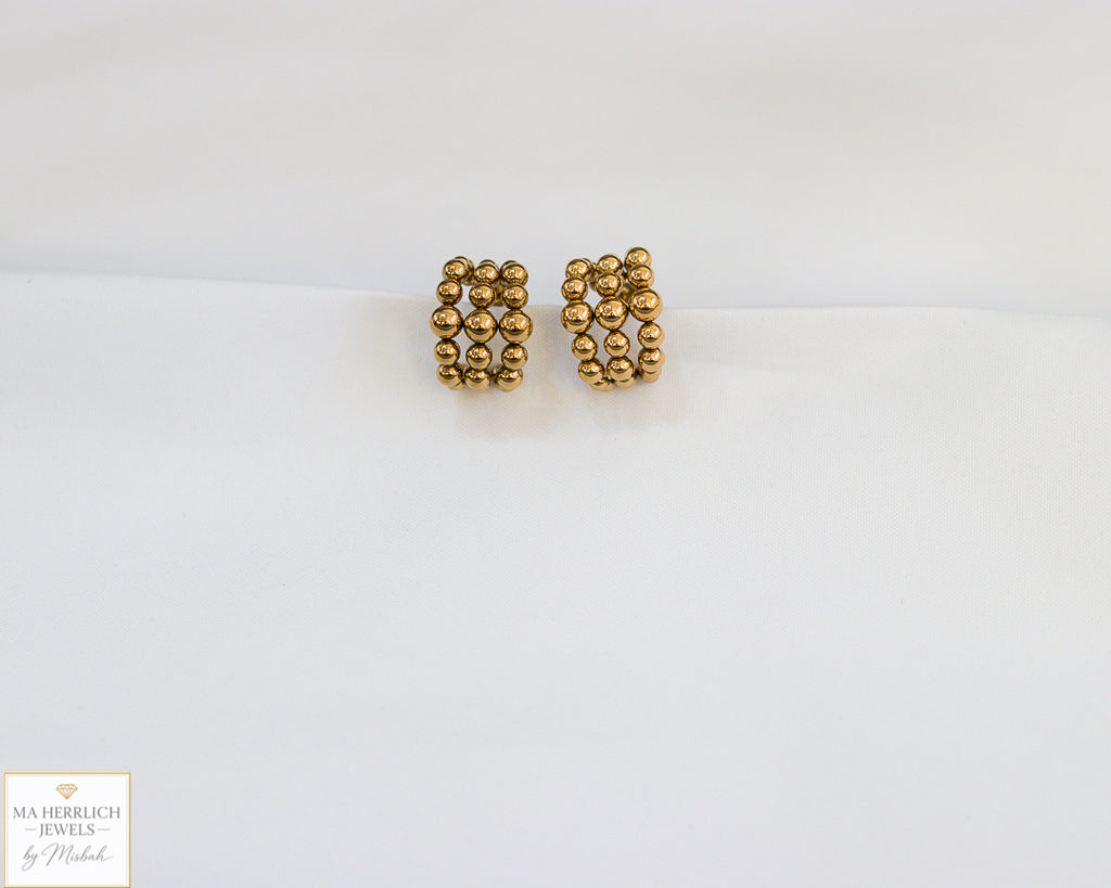 Simple Elegant Gold Hoop Earrings