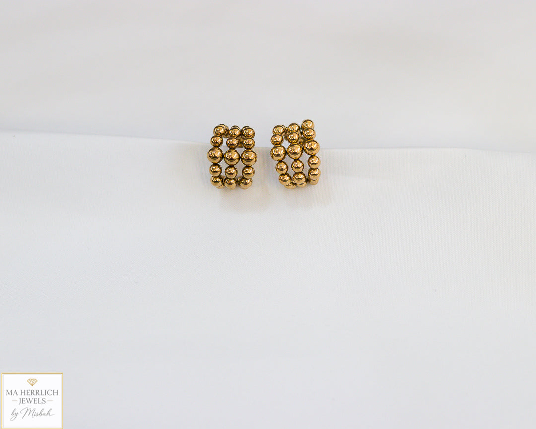 Simple Elegant Gold Hoop Earrings