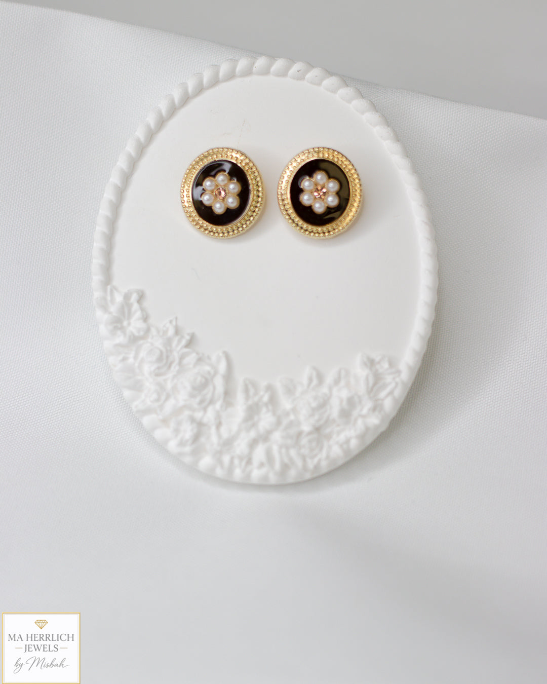 Small Brown Earrings With Pearls Detailing