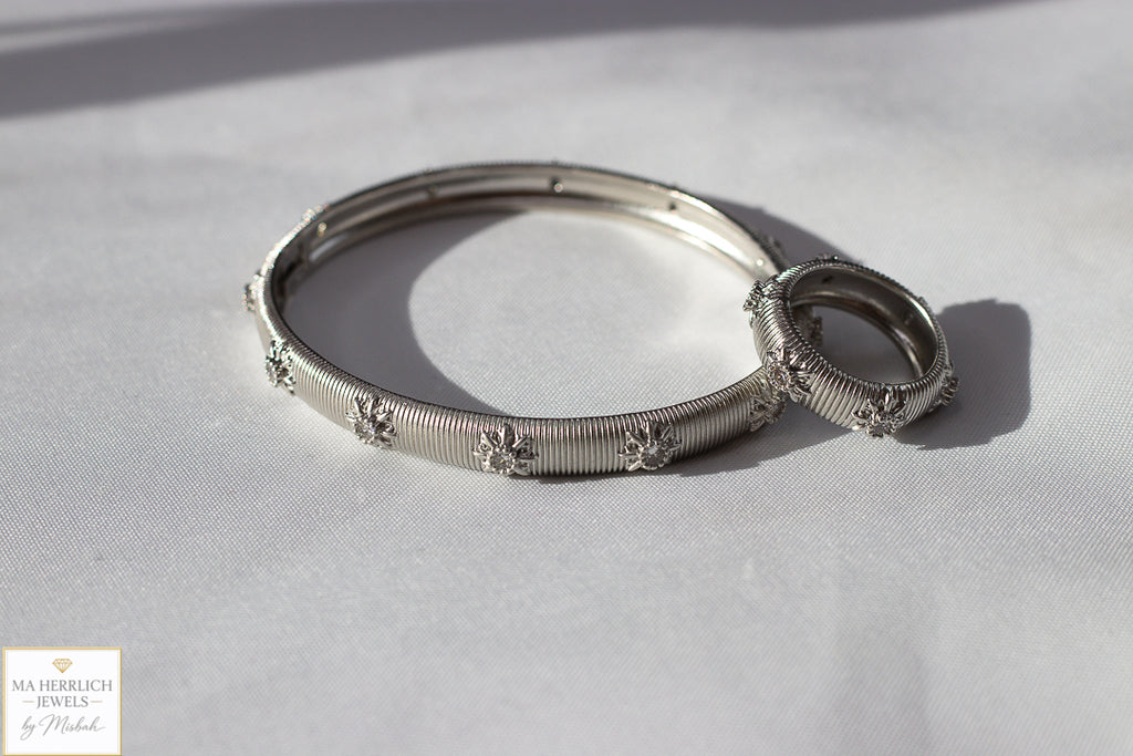 Floral Engraved Bracelet & Ring Set