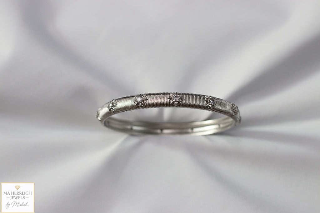 Floral Engraved Bracelet & Ring Set