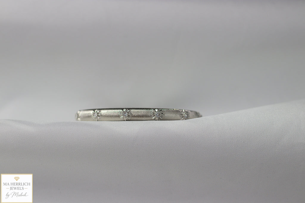 Floral Engraved Bracelet & Ring Set
