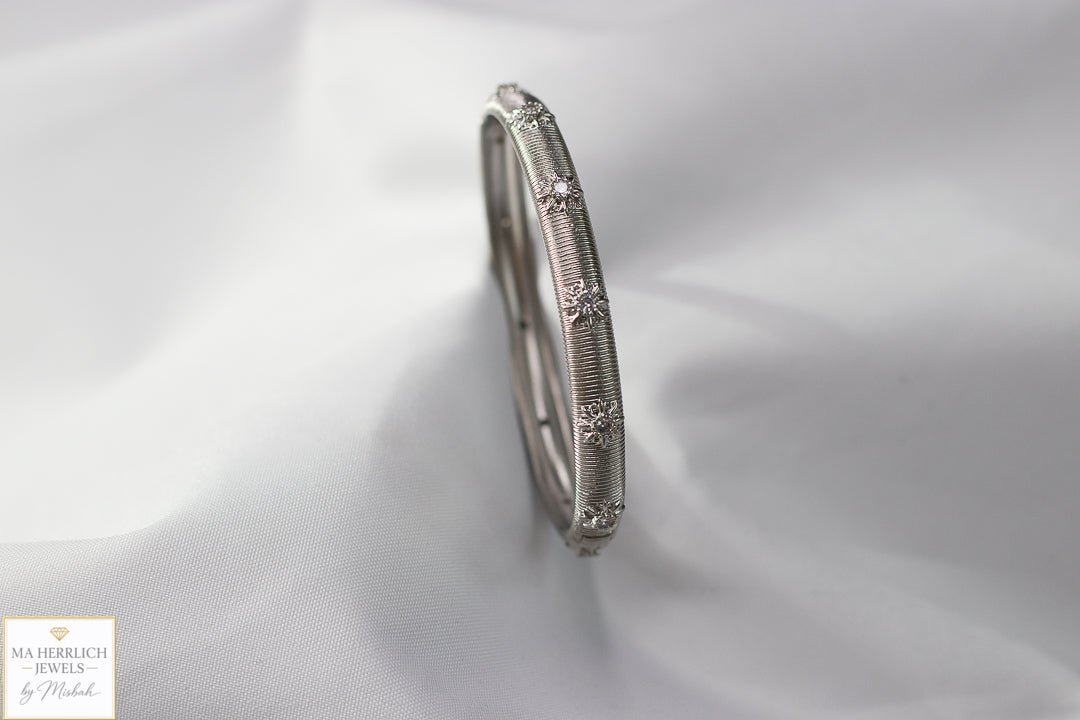 Floral Engraved Bracelet & Ring Set