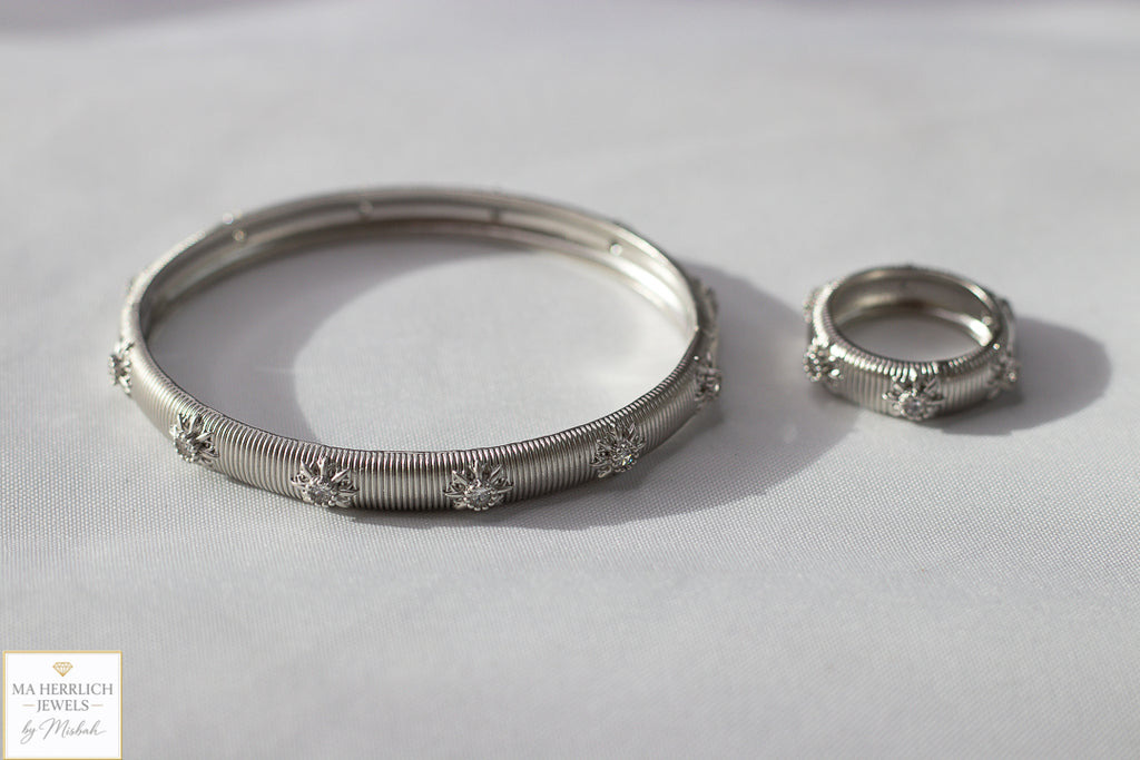 Floral Engraved Bracelet & Ring Set
