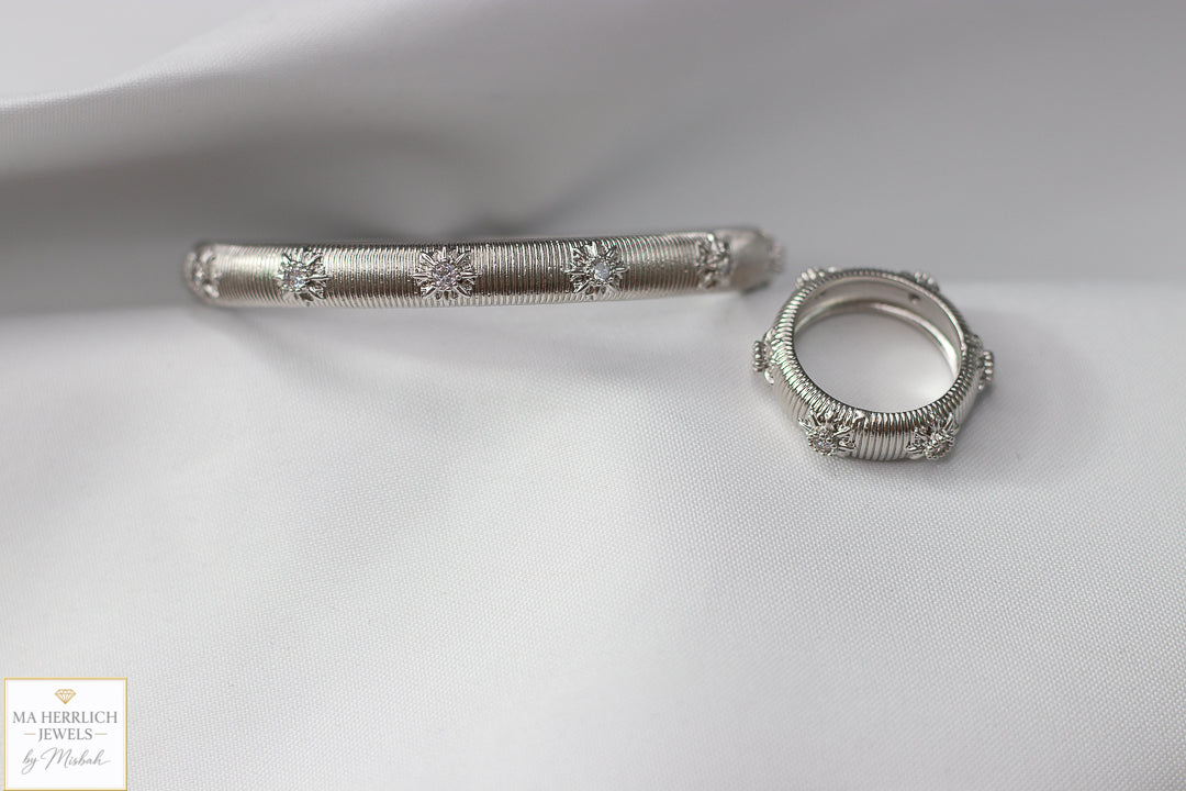 Floral Engraved Bracelet & Ring Set