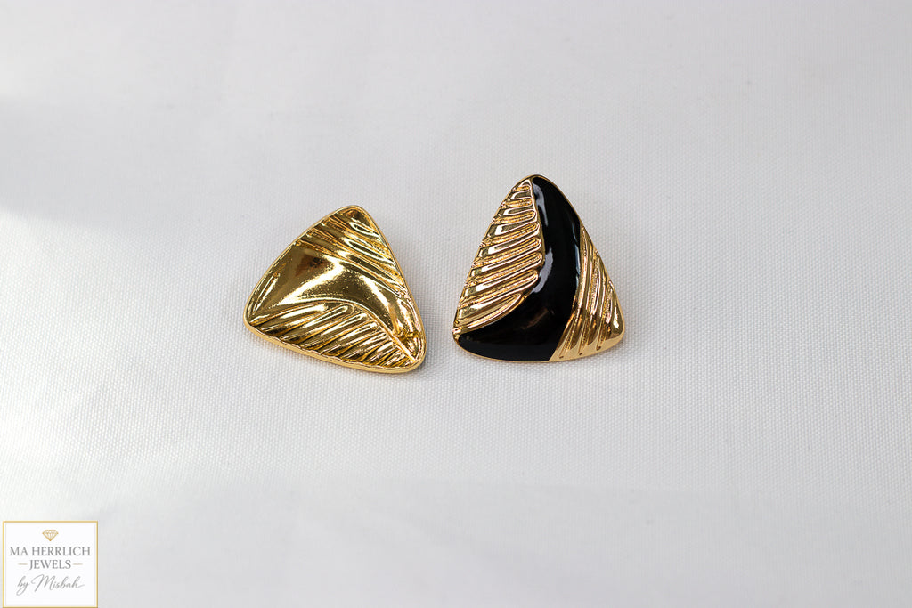 Luxe Noir Sculpted Gold Earrings