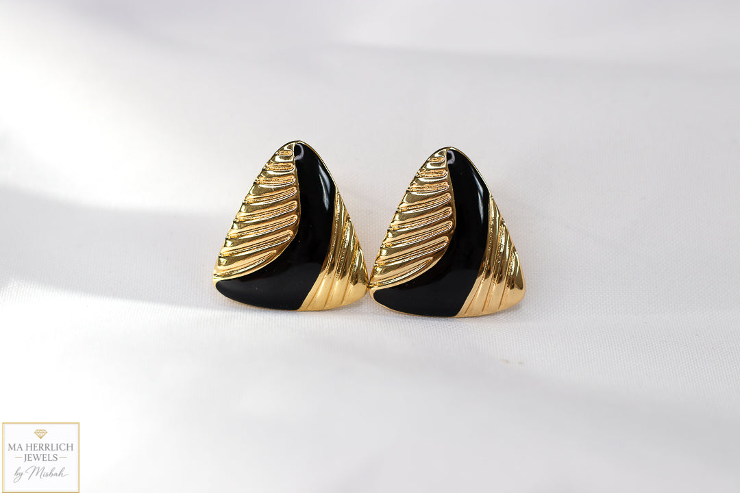 Luxe Noir Sculpted Gold Earrings