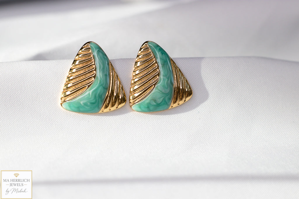 Turquoise Elan Sculpted Gold Earrings