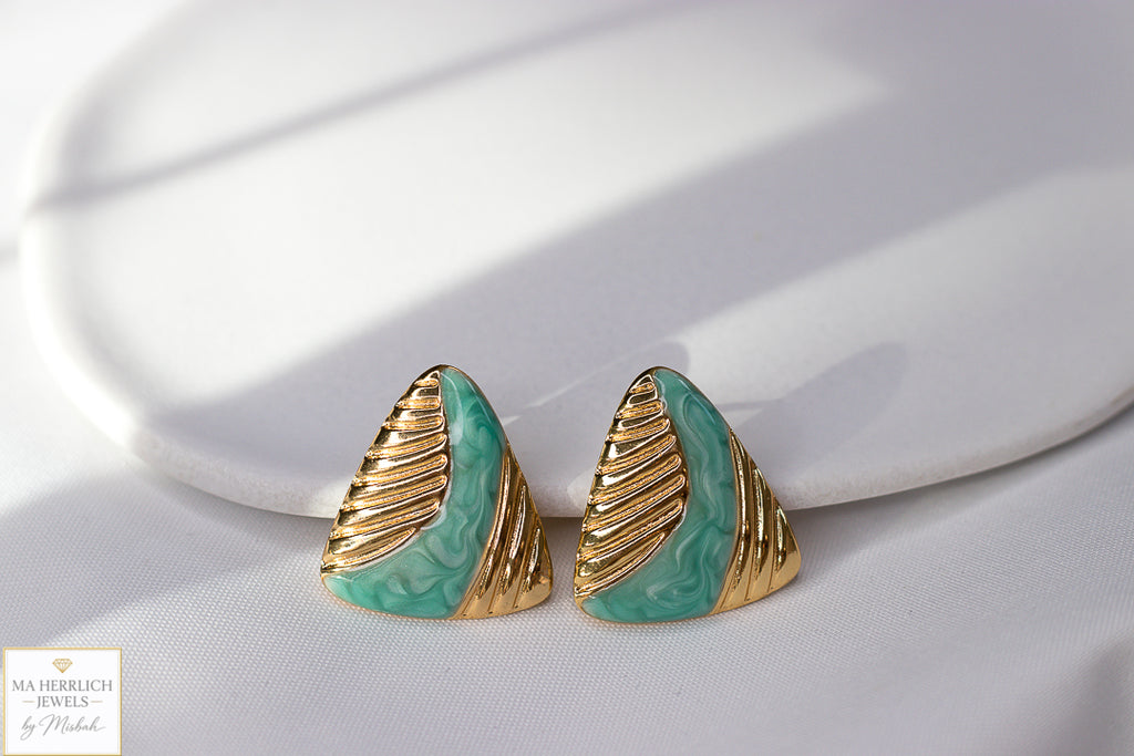 Turquoise Elan Sculpted Gold Earrings