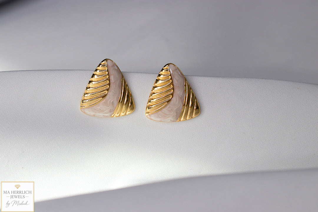 Dusty White Sculpted Gold Earrings