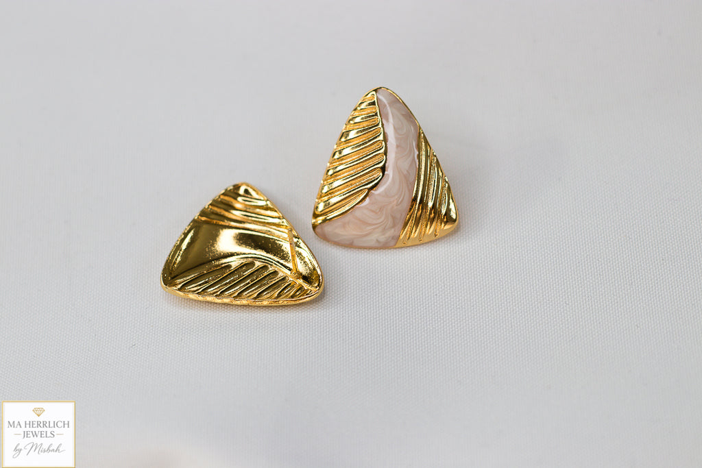 Dusty White Sculpted Gold Earrings
