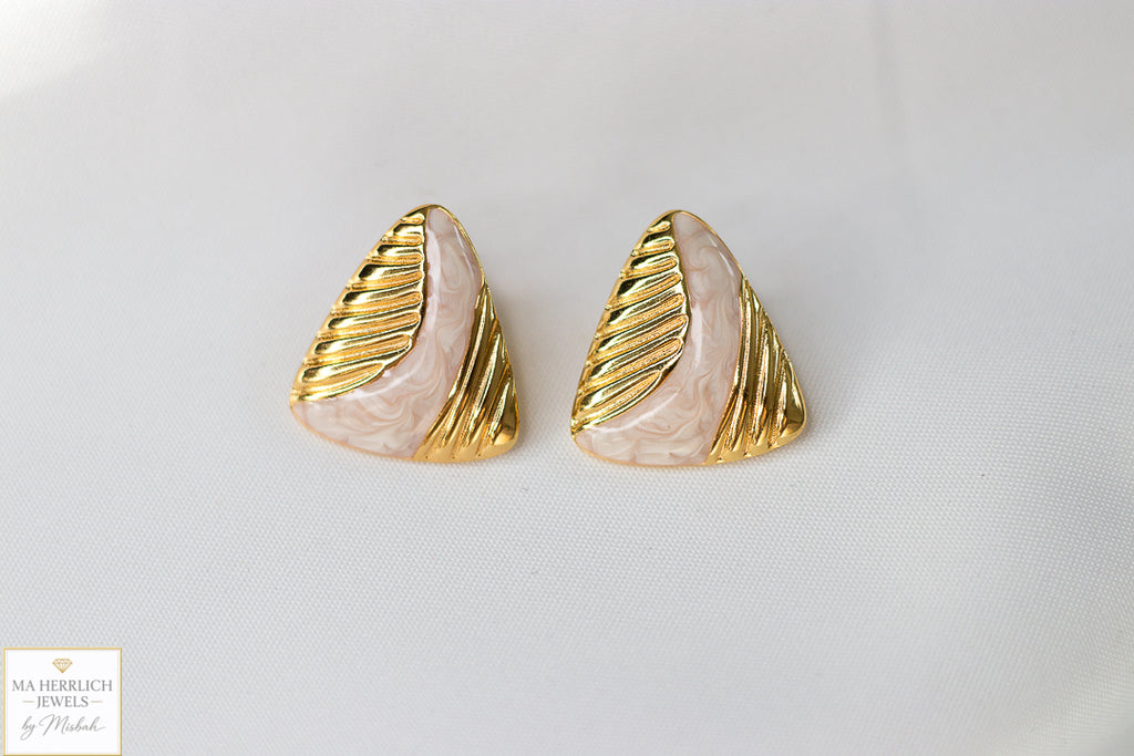 Dusty White Sculpted Gold Earrings