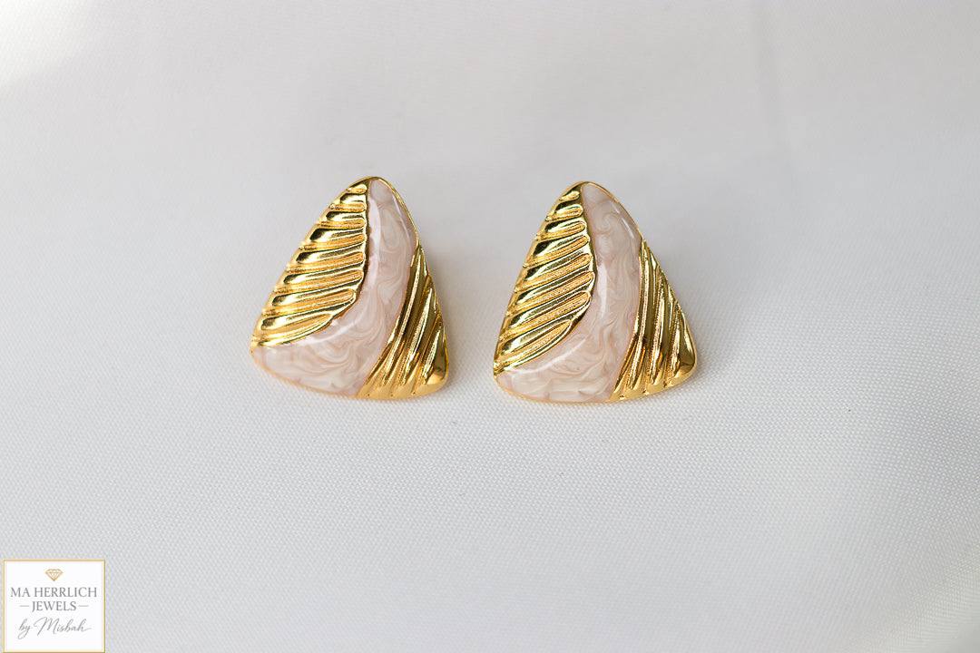 Dusty White Sculpted Gold Earrings