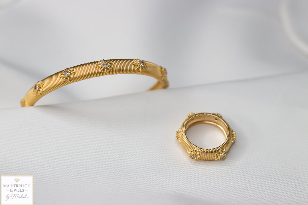 Royal Luxe Gold Bracelet & Ring Set