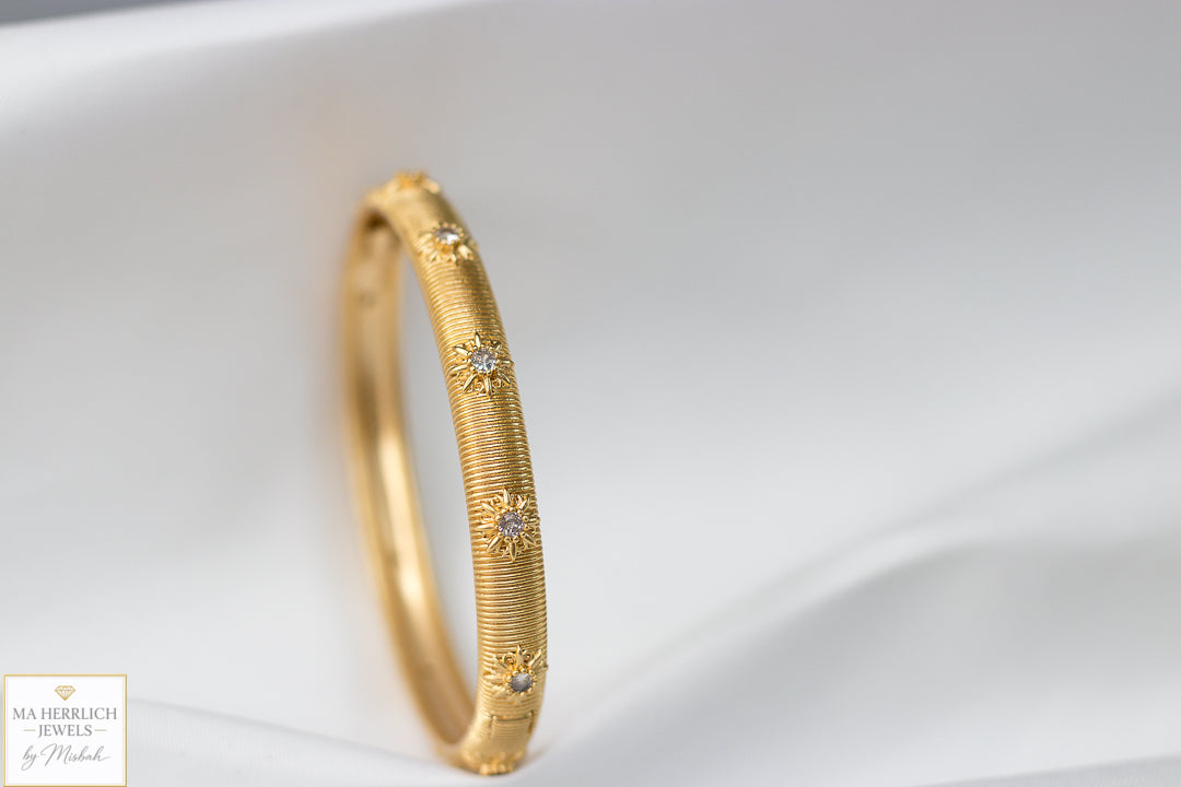 Royal Luxe Gold Bracelet & Ring Set