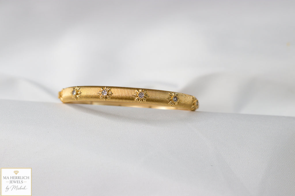 Royal Luxe Gold Bracelet & Ring Set